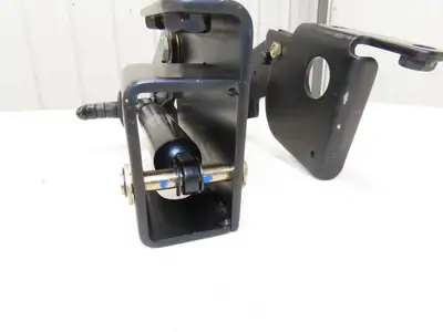Hyster 8808585 Forklift Steering Column Tilt Bracket Assembly Removed From E80XN