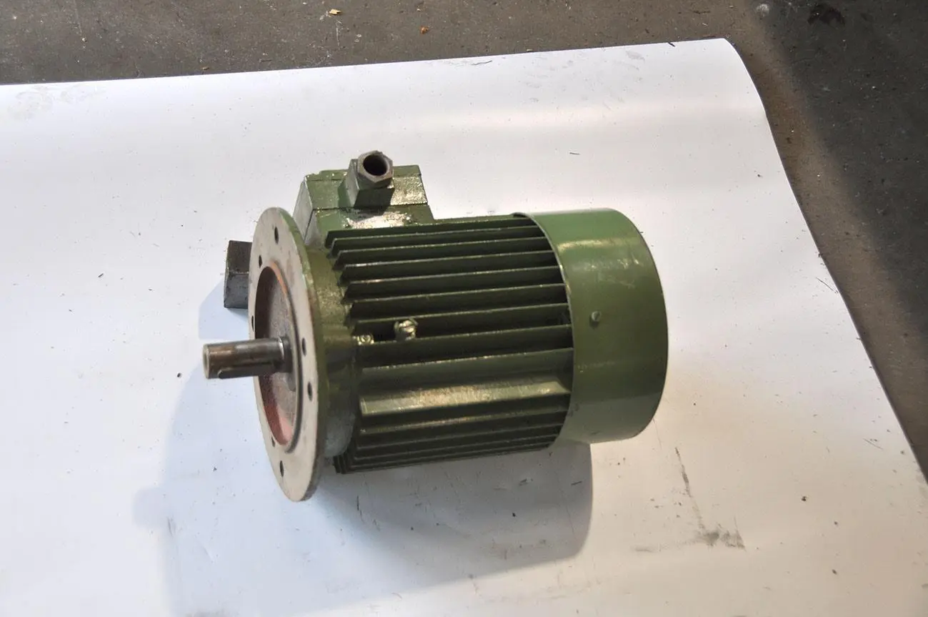 USED ZM MEZ MOTOR 2,2 KW