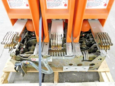 Used GE VB 7.2-500-3 Circuit Breakers Ohio US | Equipment Recovery Corp. #1330374