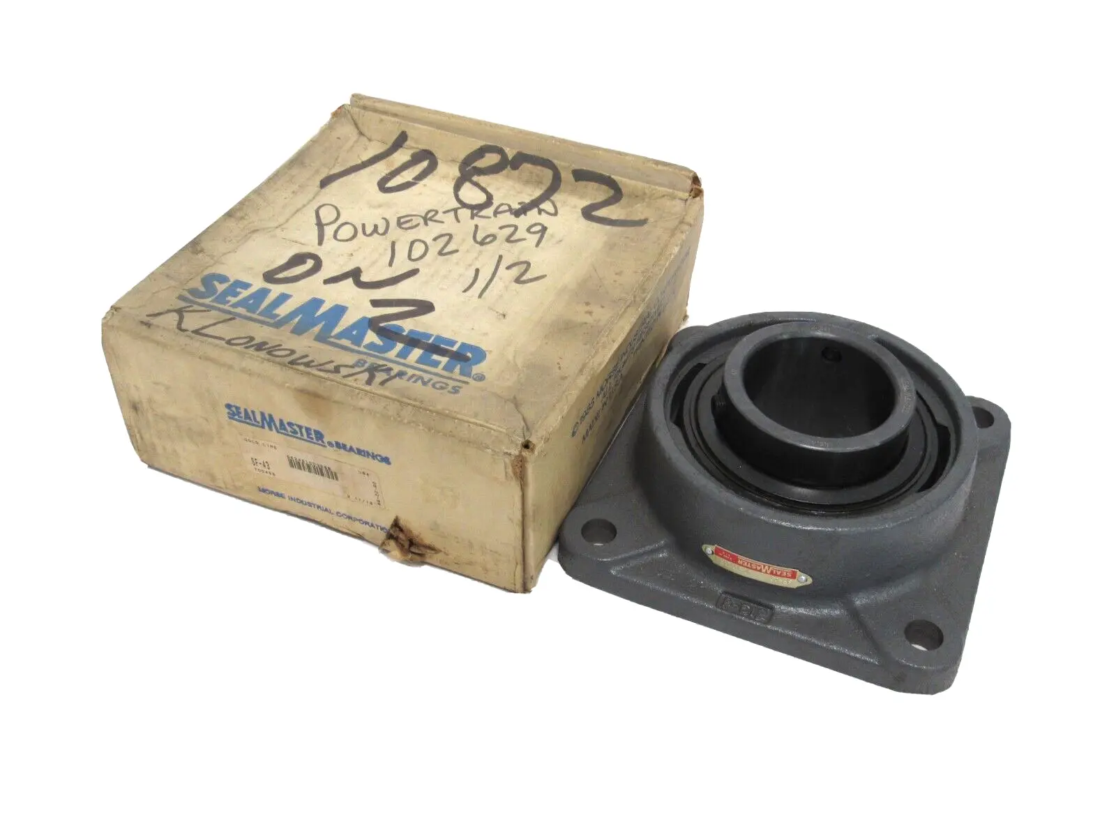 NEW SEALMASTER SF-43 FLANGE MOUNT BEARING 2-11/16" 700466 SF43