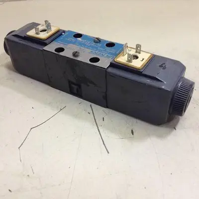 USED VICKERS DG4V-3-6C-M-U-HL7-60