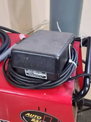 Lincoln 230 Amp Electric Square Wave Tig 175 Pro Welding Unit
