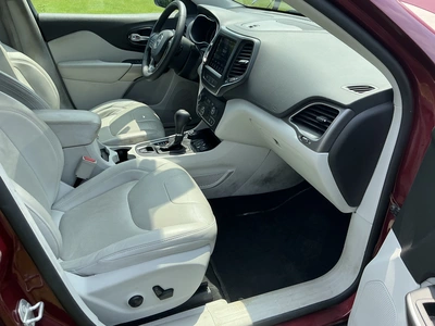 USED 2021 JEEP CHEROKEE