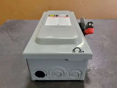 USED SQUARE D CH321N