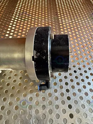 Used MKS 162-0025K ULTRA-HIGH VACUUM ANGLE ISOLATION VALVE W/ KF25 FITTING Valves/Fittings California US | Equipment Lab #1329354