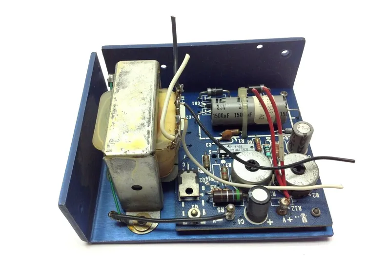 Used STANDARD POWER POWER SUPPLY 15V 0.7A Power Supplies | Maverick Industrial Sales #1116543