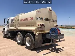 USED 2019 Freightliner M2 106