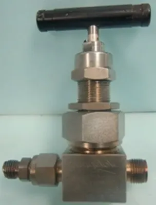 QTY. 1. SWAGELOK VALVE 316 305846001 SS-UNBS6 6000...