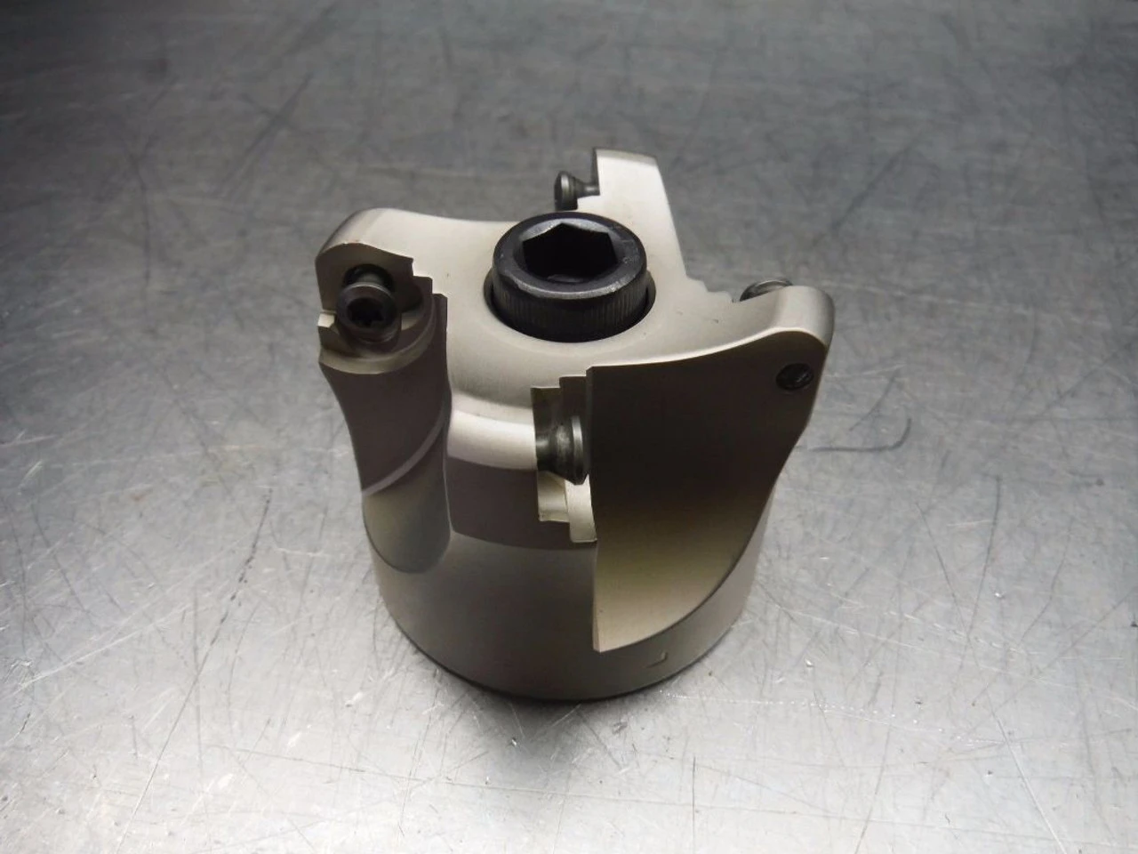Iscar 2" Indexable Facemill 0.75" Arbor FRCM D2.0-.75-CP12 (LOC1351B)