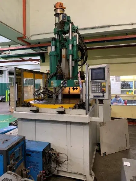 Used 2013 MULTITECH V120R2-G11 Injection Molding Machines Florida US | ESCOBAR TRADING, INC. #202814