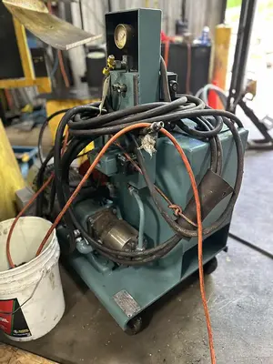 USED W.A. WHITNEY 701-071
