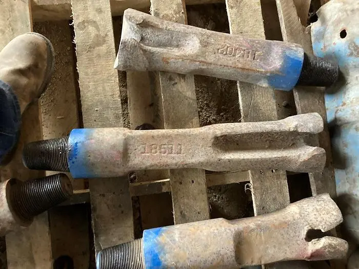 Used AFTERMARKET 5-1/2" X 22" CABLE TOOL CHISEL BIT Other Cutting Tools Pennsylvania US | East West Machinery & Drilling #1417221