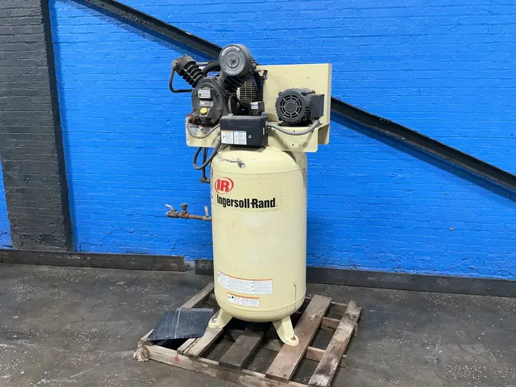 Used 2012 INGERSOLL RAND 2475N7.5 Lubricated Reciprocating Air Compressors Ohio US | HGR 24 #1441274
