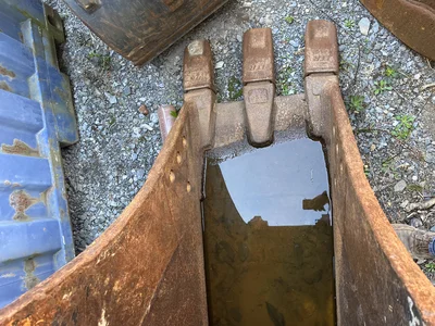 Used CP 330D-Dig Bucket Multipurpose Buckets Maryland US | Zadoon Equipment #1480878