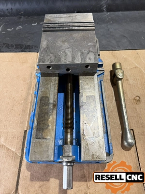 USED Kurt D688 Vise