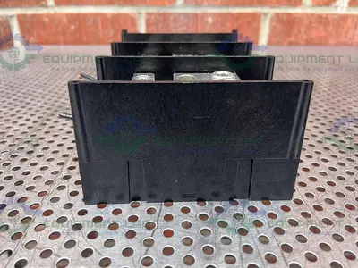 USED ABB OETL-NF200A DISCONNECT SWITCH W/ FERRAZ SHAWMUT 69133 DISTRIBUTION BLOCK