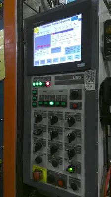 1999 UBE UM1000 Injection Molding Horizontal/Vertical | Machinery Network (2)