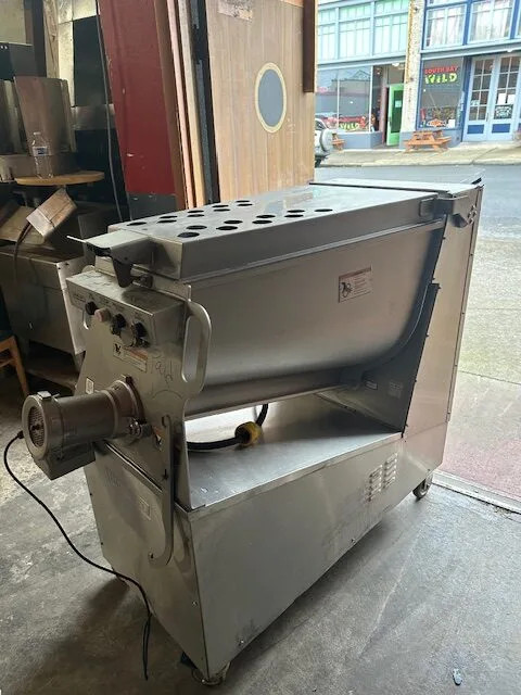 Used HOBART MG2032 Grinder Mixer Washington US | The Equipment Butler #1047537