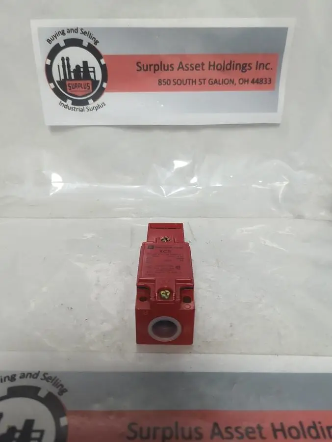 New | in-Stock TELEMECANIQUE IEC 947-5-1 Miscellaneous Equipment (Electrical & Power) Ohio US | Surplus Asset Holdings #1363951