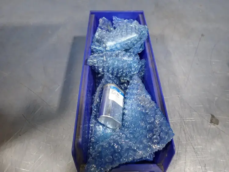 Used GENERAL ELECTRIC 97F9001 Capacitors Ohio US | HGR 24 #754635