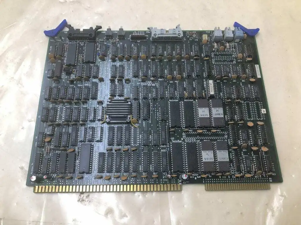 Hitachi BW020-A2 N-A/0 FCPU 68E2.120379 Circuit Board / PCB