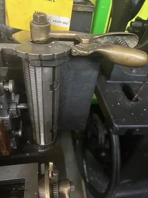 0347-385 Kenloc Model 10 Straight Line Engine Turning Machine