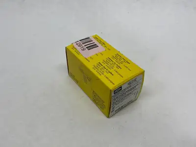 USED HUBBELL INSULGRIP HOSPITAL GRADE OUTLET RECEPTACLE BODY 2-POLE 3-WIRE