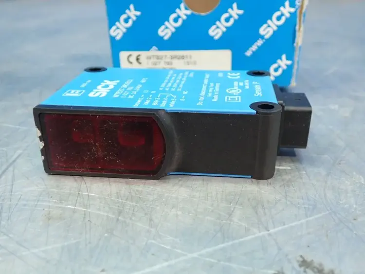Used SICK WTB273R2611 Photoelectric Sensors Ohio US | HGR 24 #903163