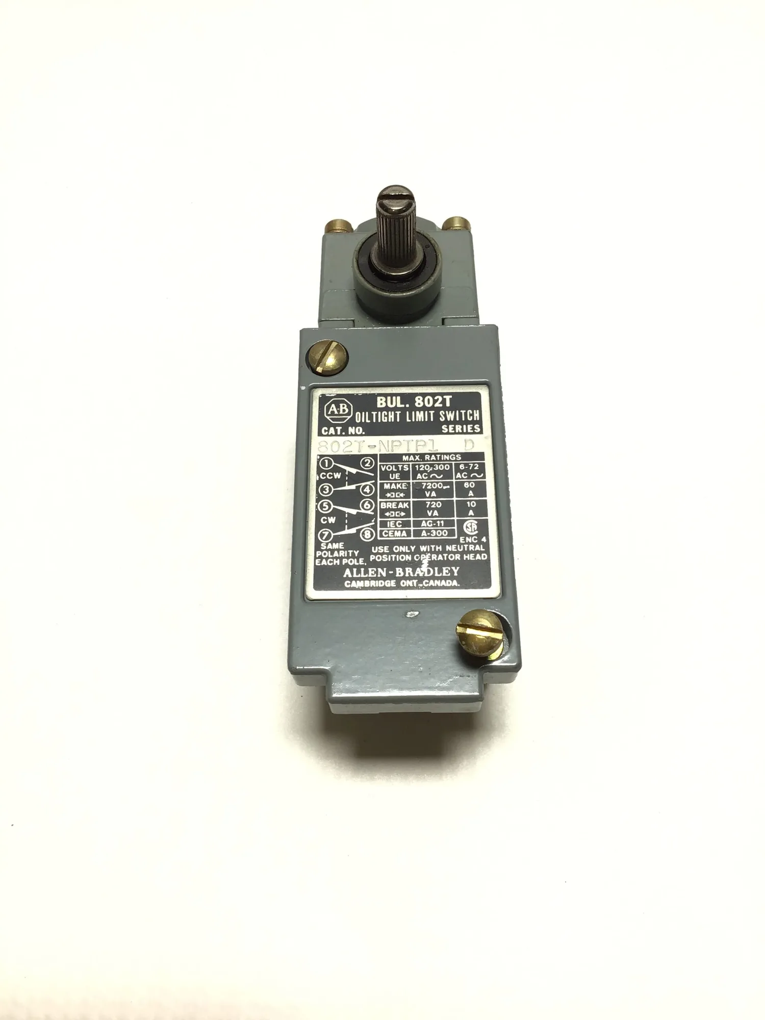 ALLEN BRADLEY 802T-NPTP1 D Oil Tight Limit Switch Series D