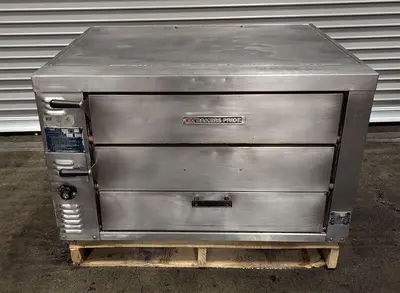USED BAKERS PRIDE GP61