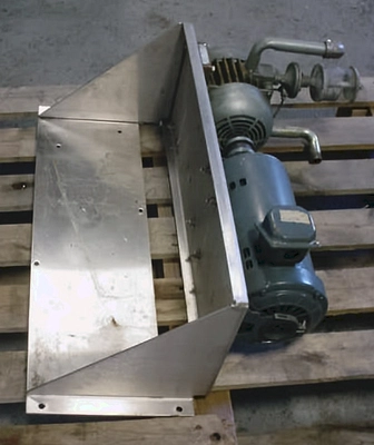 USED GAST VACUUM PUMP 65 V 2A GAST PUMP