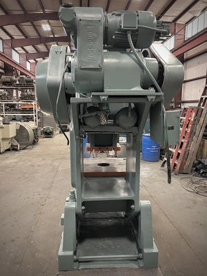 USED V AND O V AND O 60S PRESS