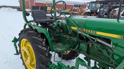 USED 1986 JOHN DEERE 900HC