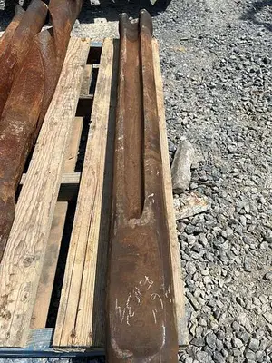 Used AFTERMARKET 6" D X 52" L HEAVY DUTY CHISEL BIT FOR CABLE TOOL Tool Bits Pennsylvania US | East West Machinery & Drilling #1417495