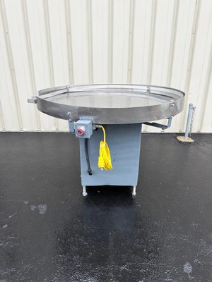 Island Equipment 48 Inch Rotary Accumulation Table