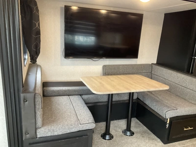 Used 2022 CHEROKEE 274AK Campers, Caravans, Motorhomes Michigan US | Miedema Asset Management Group #1330197