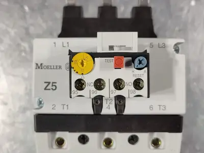 NEW MOELLER Z5-100/SK4