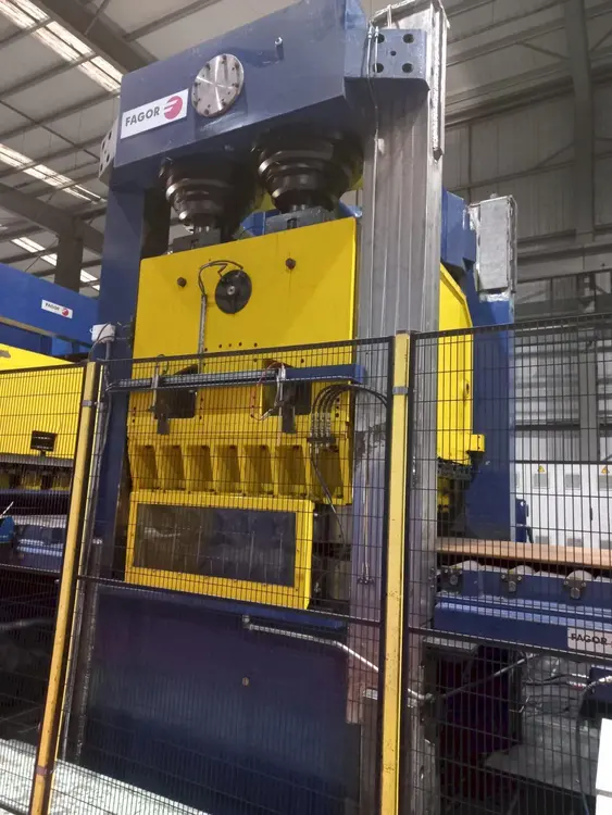 Used FAGOR 4 HI BACKED UP LEVELER (14346) Levelers Connecticut US | Machinery International LLC #17210