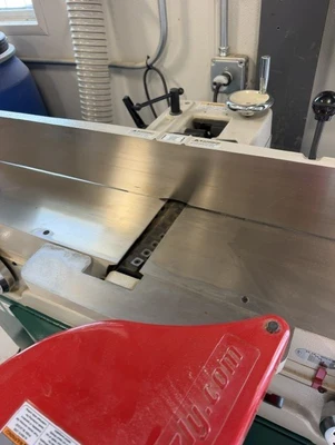 Used 2022 GRIZZLY GO495X Woodworking Jointers Texas US | MachineryMax #1518813