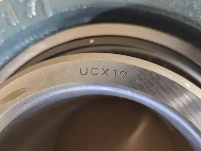 NEW AMI BEARING UCFX17