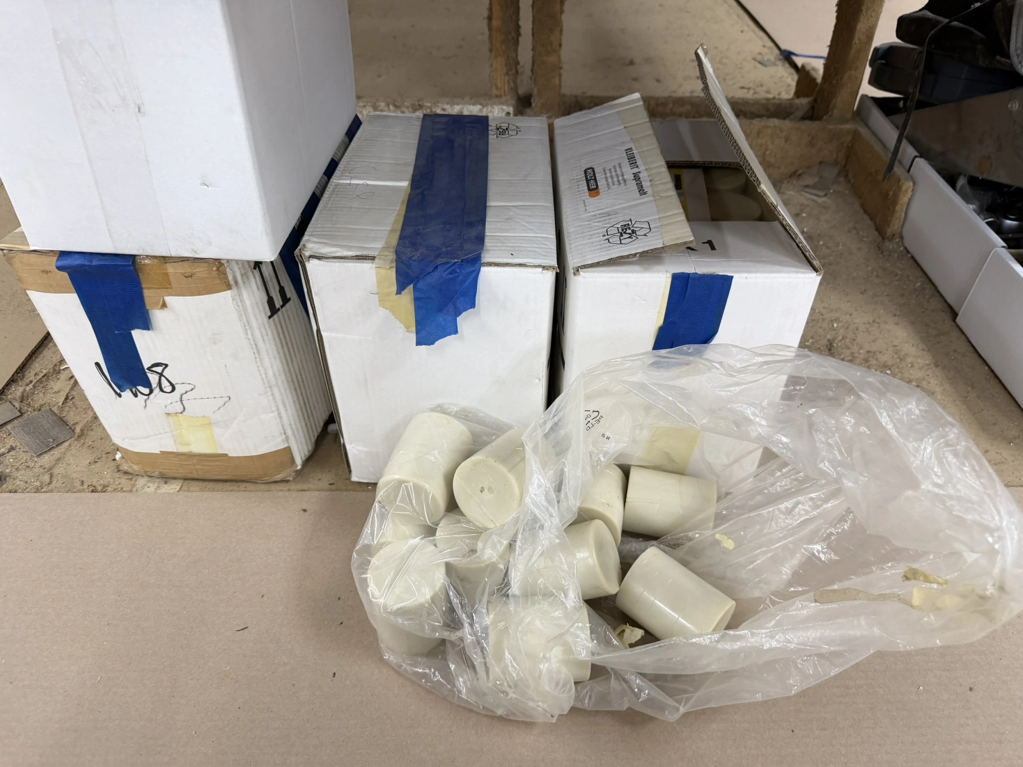 Used _UNKNOWN_ _UNKNOWN_ Case Sealers - Glue Michigan US | Miedema Asset Management Group #1576198