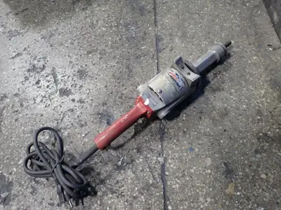 USED MILWAUKEE 5240