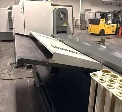 USED 2010 HAAS ST-30M