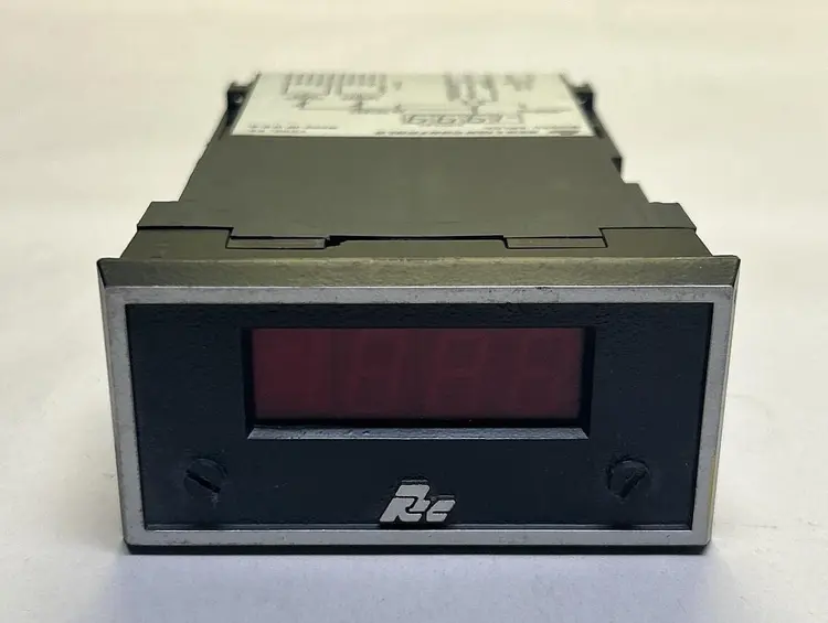 Used RED LION CONTROLS APLCL400 Meters - Misc Ohio US | Surplus Asset Holdings #1248082