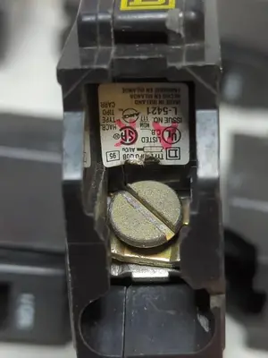 Used SQUARE D QOB130 Switchgears Ohio US | Surplus Asset Holdings #1185599