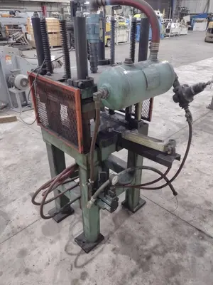 12 TON AIRAM 4-POST PNEUMATIC CUTOFF PRESS, 1" STROKE: STOCK #21330