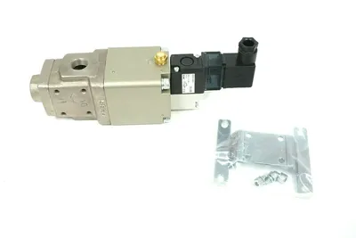 NEW SMC VNH133A-10A-5DZ-B COOLANT VALVE VNH133A10A5DZB