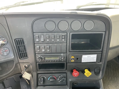 USED 2012 INTERNATIONAL LF667