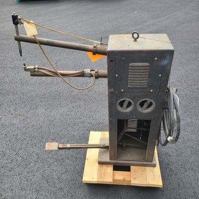 U14685C Used Peer 15 kva spot welder water cooled