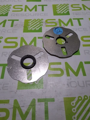 UNIVERSAL INSTRUMENTS 551A-S16 12mm FEEDER TAKE-UP HUB, OUTER - LOT OF 2